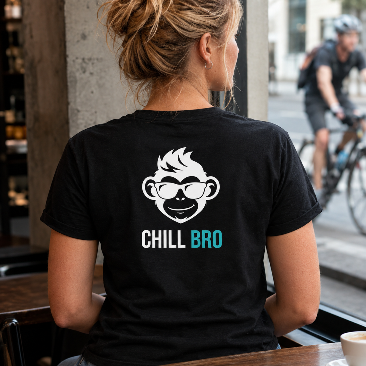 Chill Bro, Unisex T-Shirt Rücken