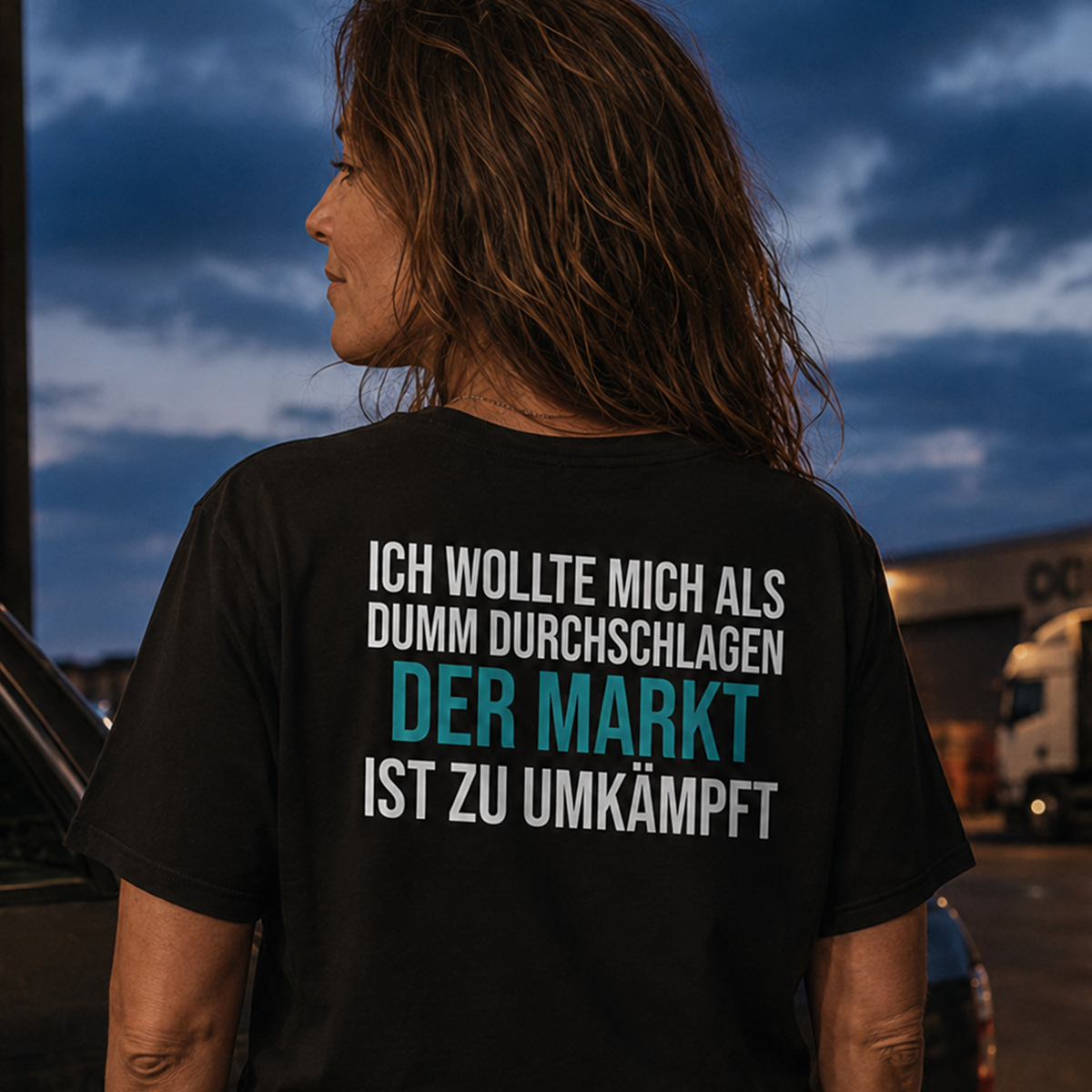Der Markt ist zu umkämpft, Unisex T-Shirt Rücken