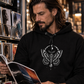 Hoodie "Noctis" mit Motiv, schwarz, am Model, Ansicht 2 – SEELENSCHWARZ