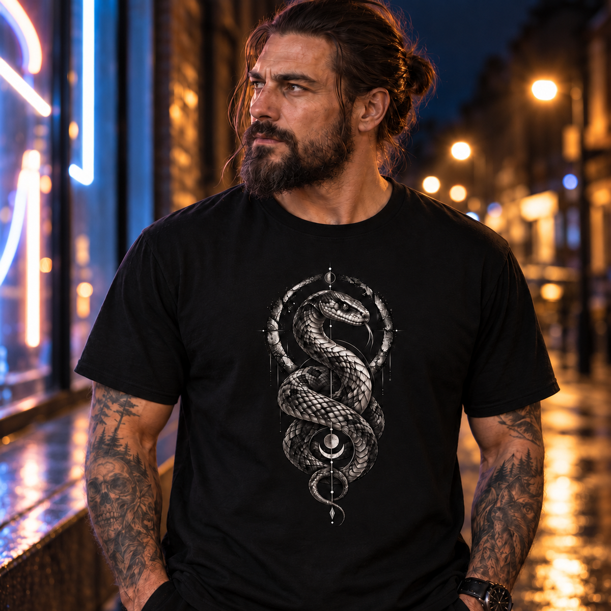 T-Shirt "Serpent" mit Motiv, schwarz, am Model, Ansicht 4 – SEELENSCHWARZ